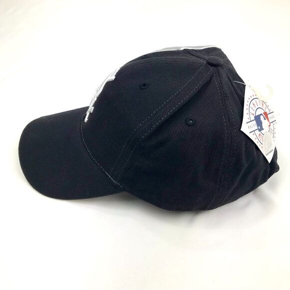 Chicago White Six Black Gray Genuine Merchandise Cotton Ball Cap NEW with Tag - Picture 3 of 10